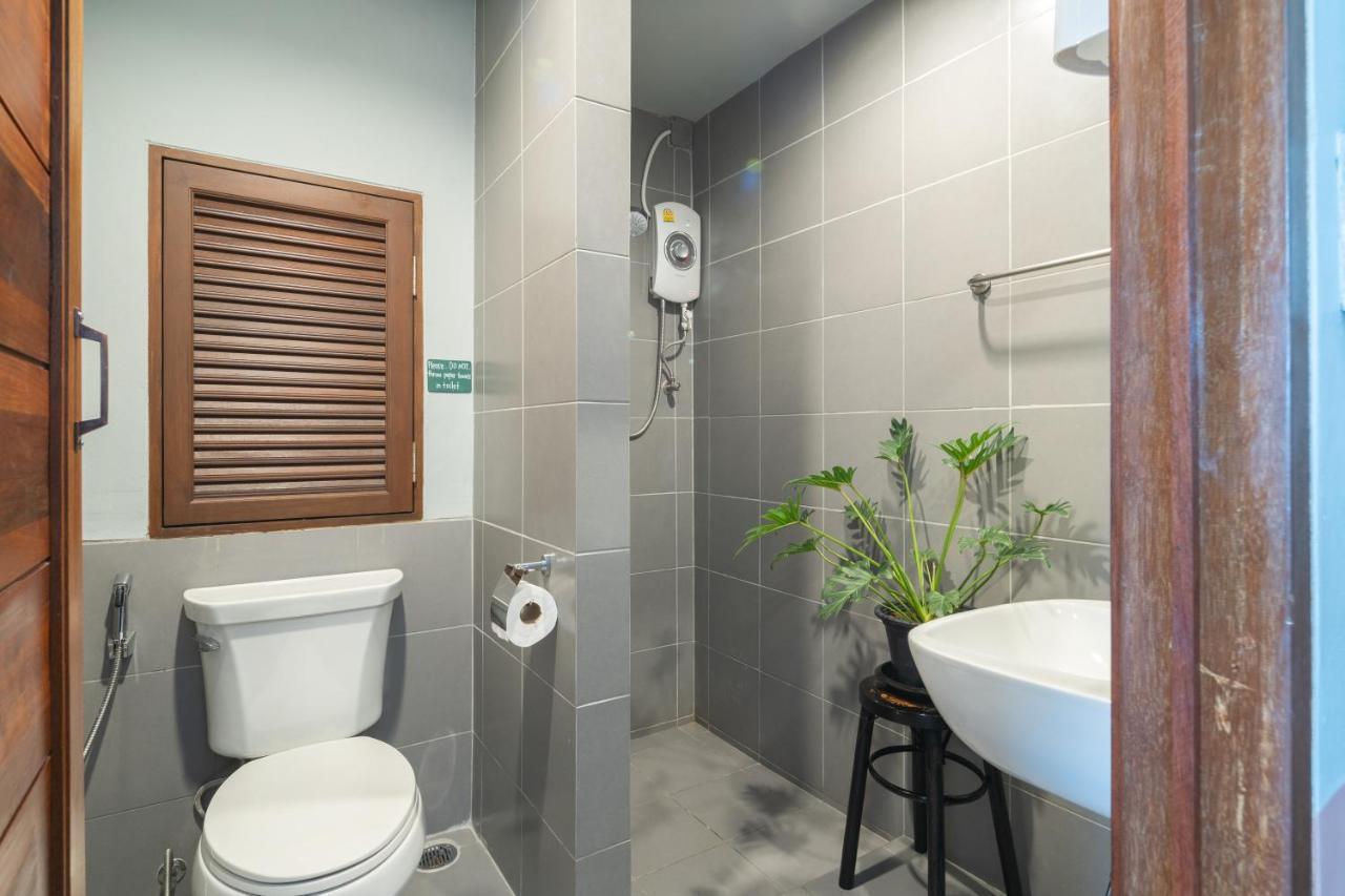 Better Moon Guesthouse Μπανγκόκ Εξωτερικό φωτογραφία